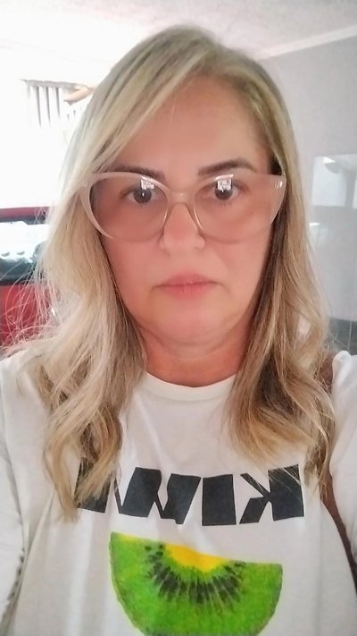 Layse Mello da Cunha Siqueira